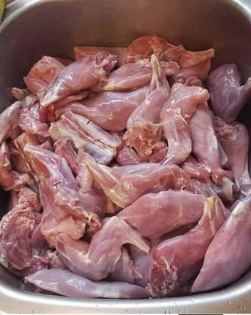 De quel type de viande s’agit-il ?… 𝘃𝗼𝗶𝗿 𝗽𝗹𝘂𝘀….😨🧠 👇😨🧠 👇