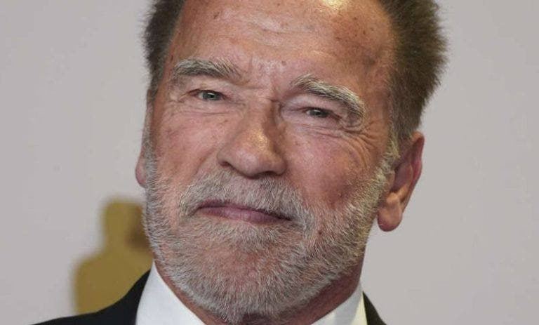 Triste dimanche : Une légende du cinéma s’est éteinte à l’âge de 77 ans… Triste dimanche : la légende du cinéma décède à 77 ans..