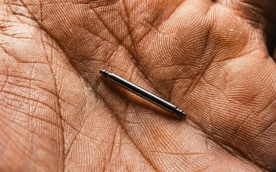 Ces petits objets métalliques oubliés qui assurent le bon fonctionnement de nos appareils