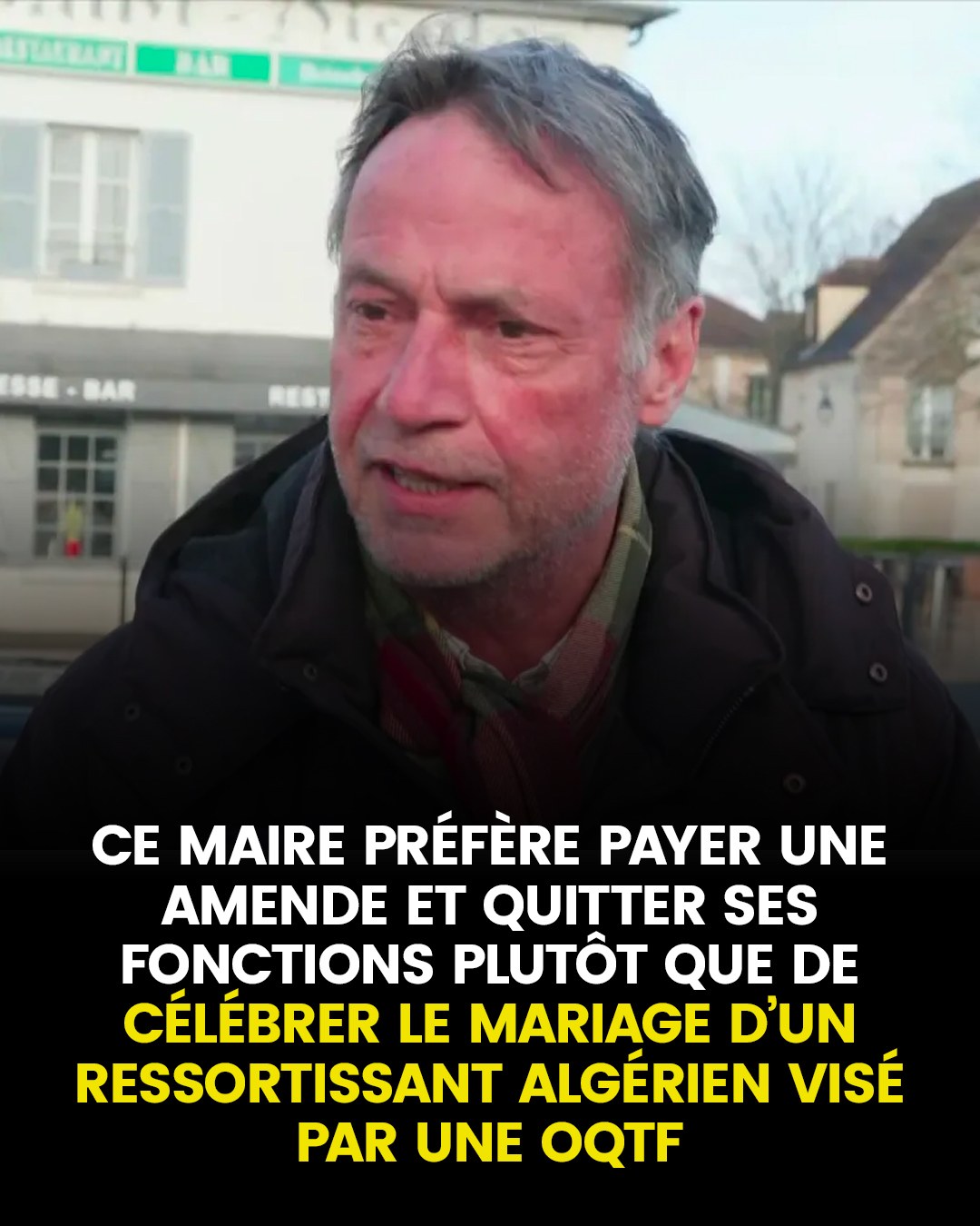 Le maire de Chessy a annoncé son intention de démissionner après avoir refusé de célébrer le mariage d’un homme faisant l’objet d’une obligation de quitter le territoire français (OQTF). L’élu affirme ne pas pouvoir cautionner cette union, malgré l’absence d’opposition de la justice. Cette affaire provoque de vives réactions dans le débat politique et relance les discussions autour du mariage des étrangers en situation irrégulière en France. De son côté, la préfecture a fina…