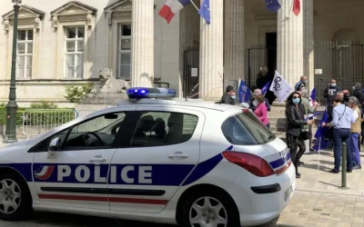 Cette maman abat le meurtrier de sa fille de 7 ans en plein procès, elle écope de 6 ans de prison