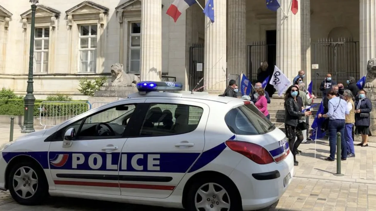 Cette maman abat le meurtrier de sa fille de 7 ans en plein procès, elle écope de 6 ans de prison