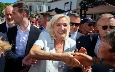 Marine Le Pen donnée favorite dans tous les scénarios au second tour de la présidentielle